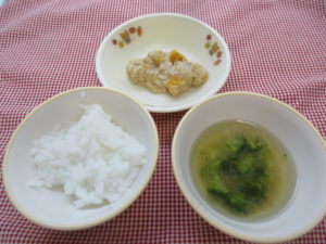 1月13日（火）離乳食後期食（10-11ヶ月頃の食事）